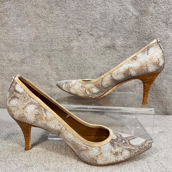 Donald J Pliner Silver Lace Metallic Pointed Toe Heels Tion Pumps 10M Party - Picture 2 of 10